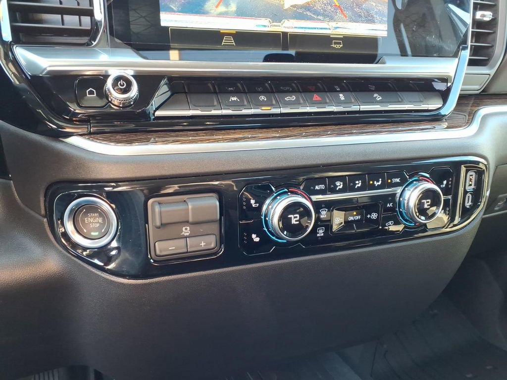 New 2026 GMC Sierra 1500 SLE image 12