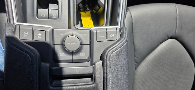 Used 2025 Toyota Grand Highlander AWD image 28
