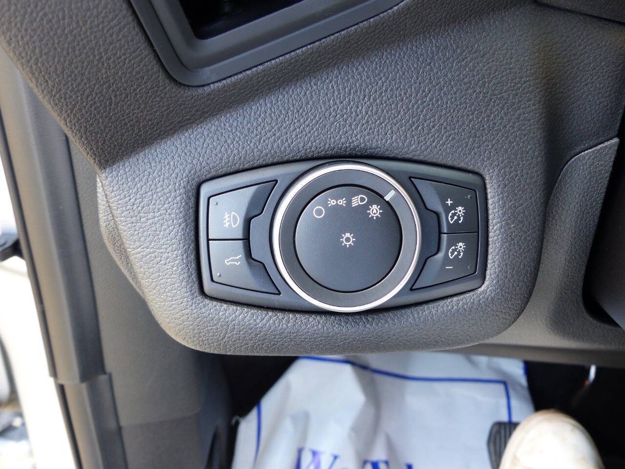 Used 2019 Ford Escape SEL FWD image 24
