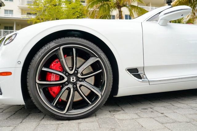 Used 2024 Bentley Continental GT V8 image 12