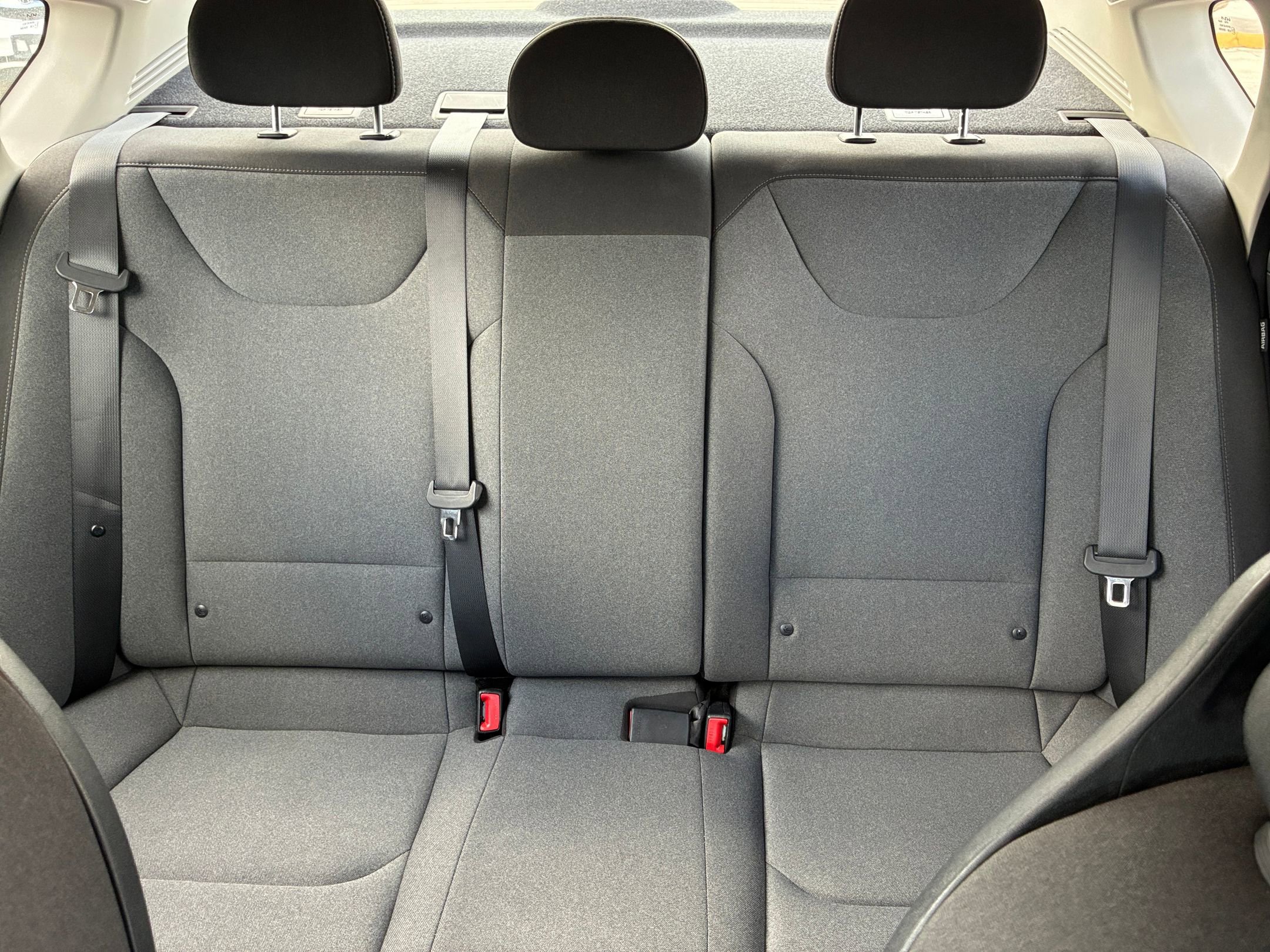 Used 2025 Kia K4 LXS image 31