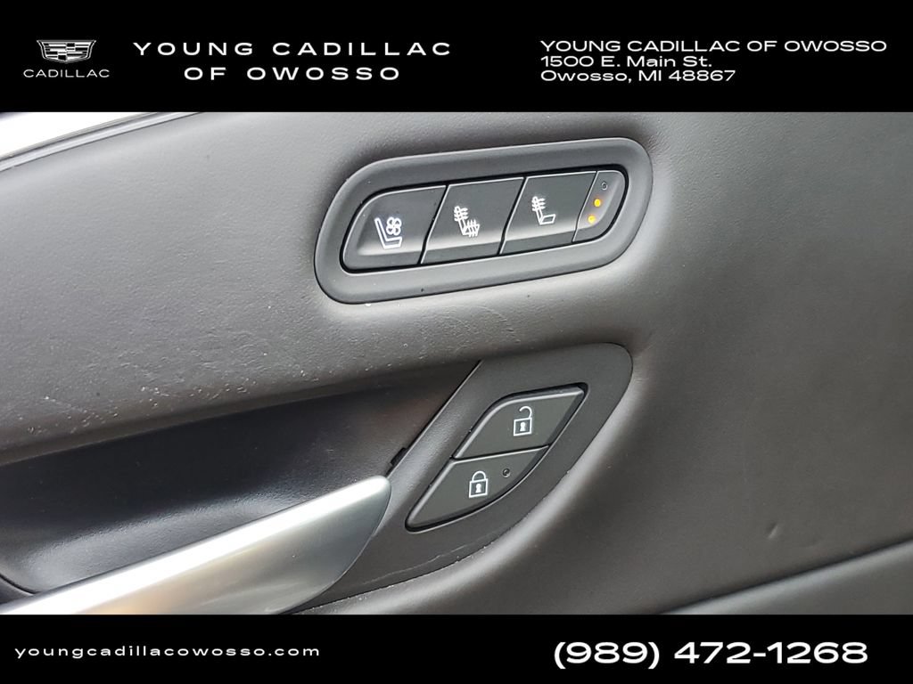 Used 2023 Cadillac Escalade ESV Sport Platinum w/ LPO, ONYX Package AWD/4WD image 24