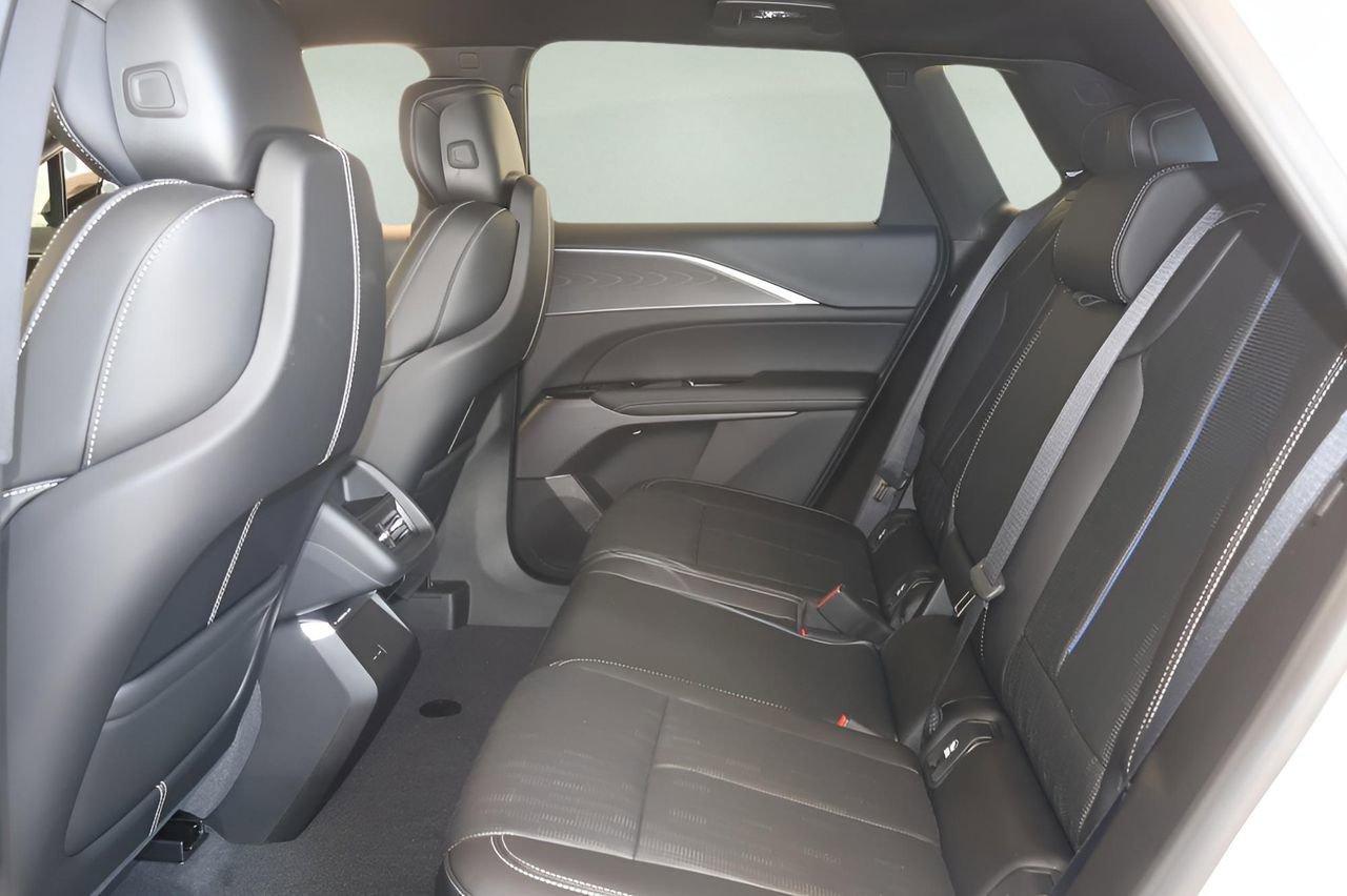 New 2026 Cadillac Lyriq Sport RWD image 14