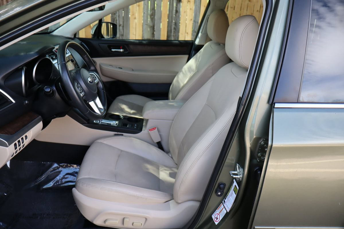 Used 2017 Subaru Outback 3.6R Limited AWD/4WD image 19