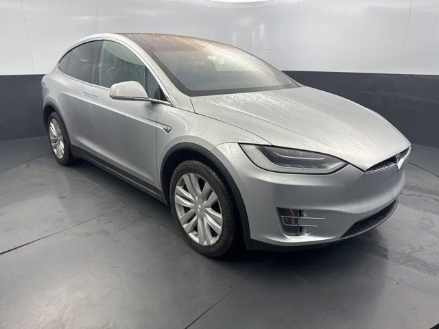 Used 2016 Tesla Model X 90D image 11