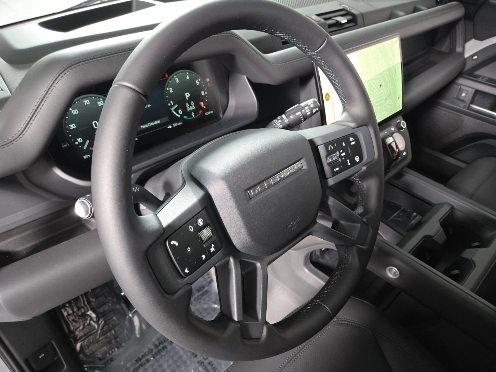 New 2026 Land Rover Defender 130 X-Dynamic SE AWD/4WD image 26