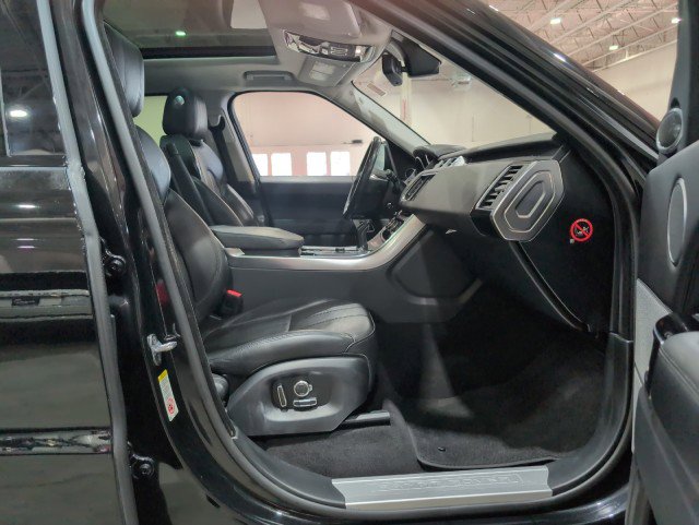 Used 2016 Land Rover Range Rover Sport HSE image 10