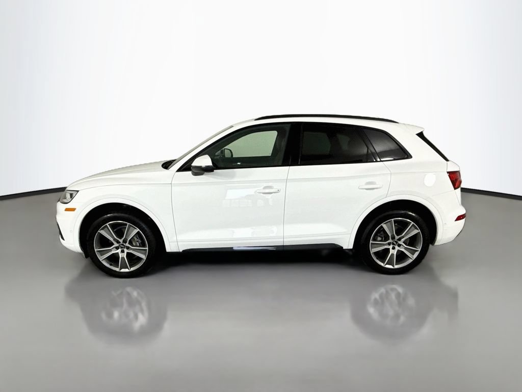 Used 2020 Audi Q5 Prestige w/ Prestige Package AWD/4WD image 2