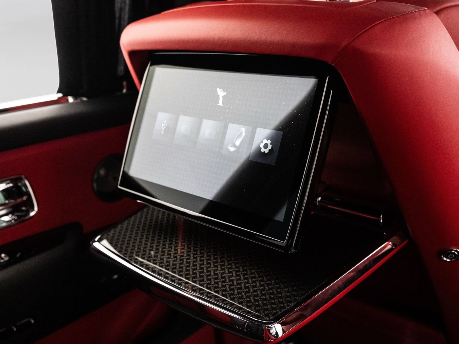 New 2027 Rolls-Royce Cullinan Black Badge AWD/4WD image 30