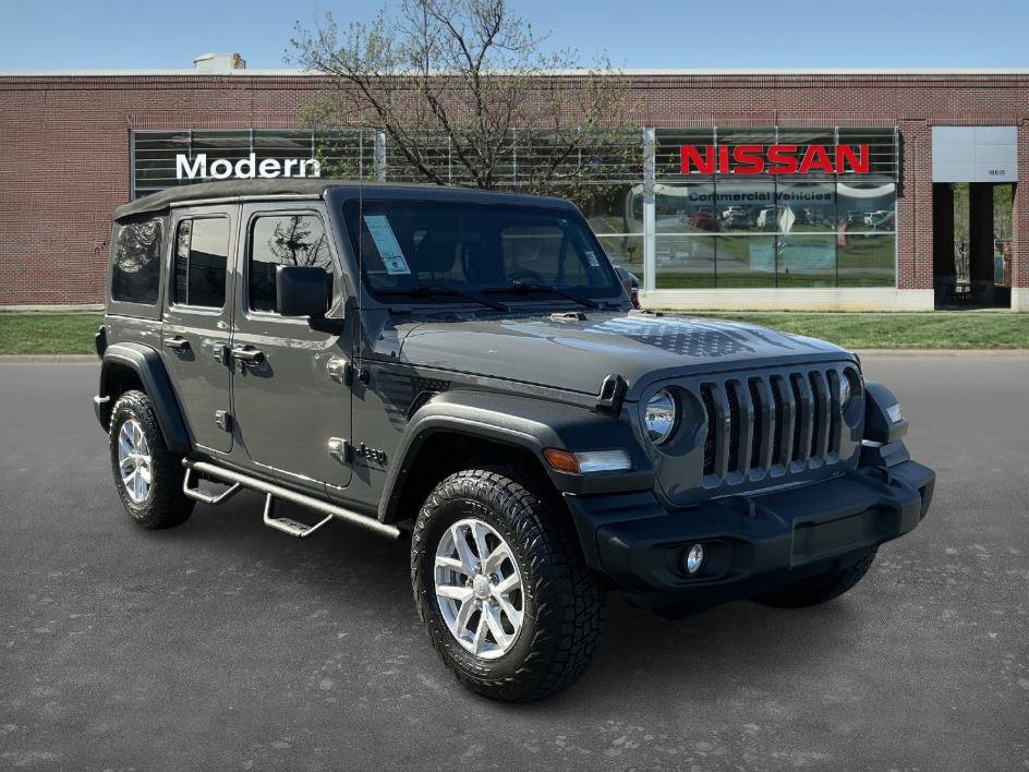 Used 2023 Jeep Wrangler Sport S image 5