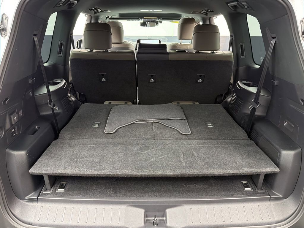 Used 2025 Lexus LX 700h Overtrail AWD/4WD image 43