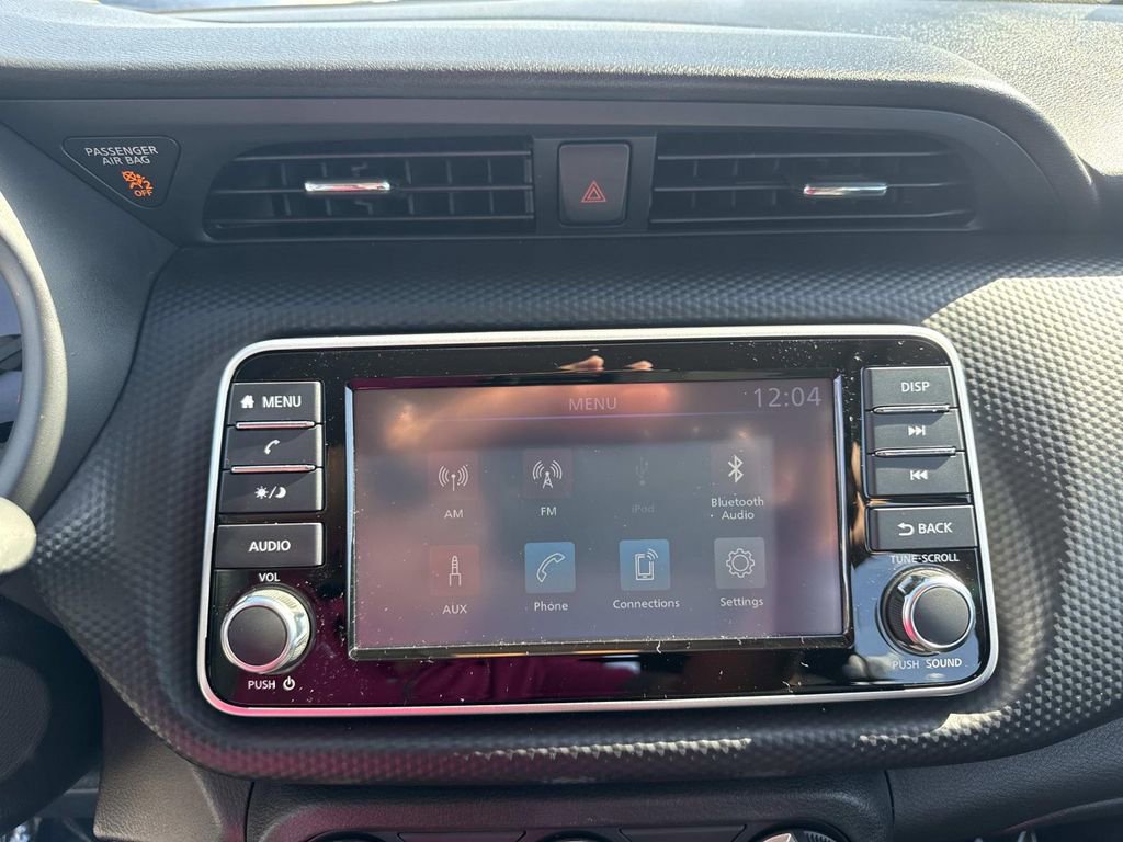 Certified 2025 Nissan Kicks Play S image 22