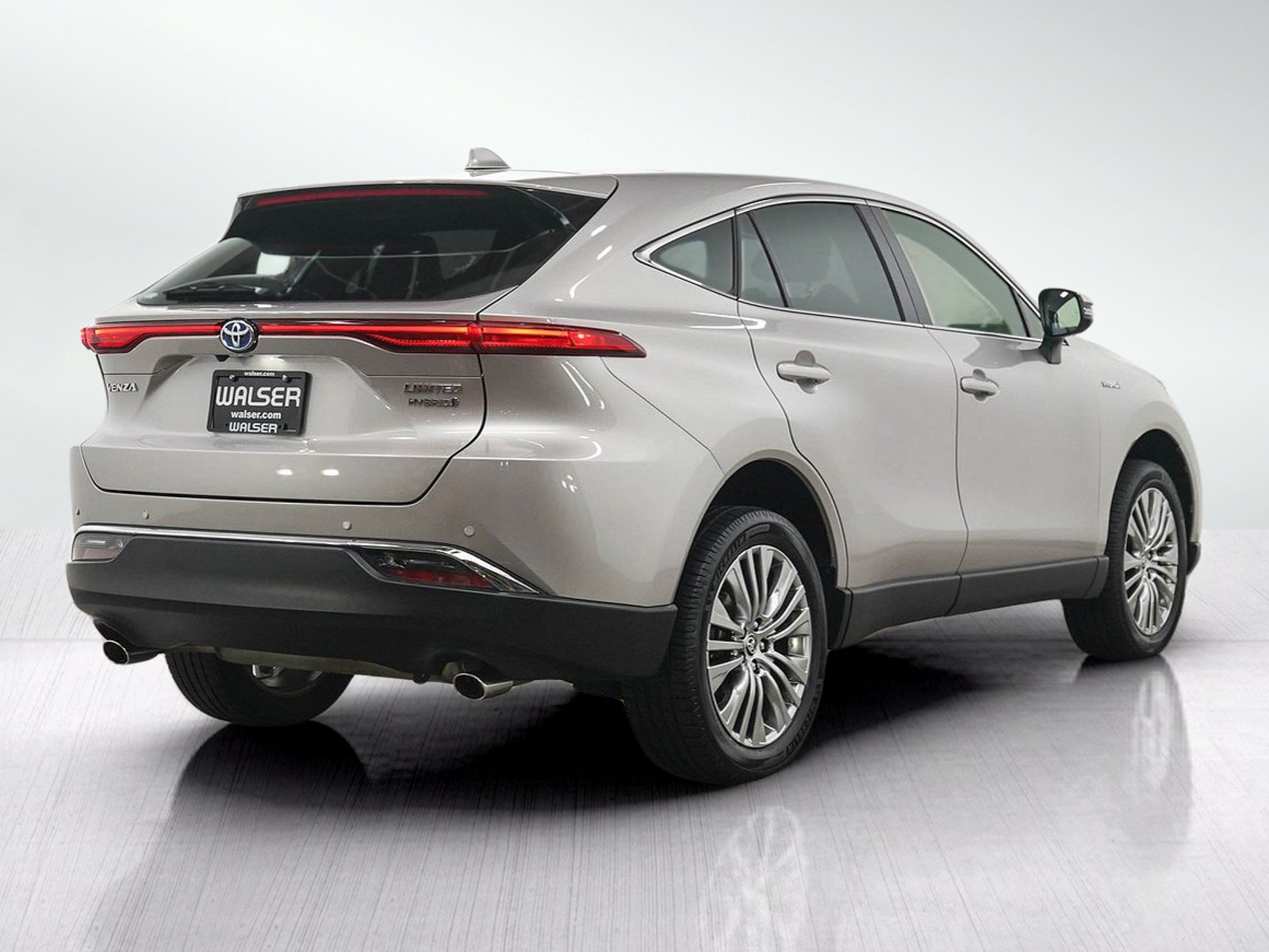Used 2021 Toyota Venza Limited AWD/4WD image 7