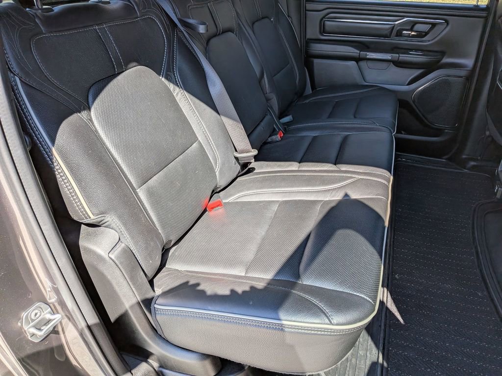 Certified 2022 RAM 1500 Limited w/ Body Color Bumper Group image 30