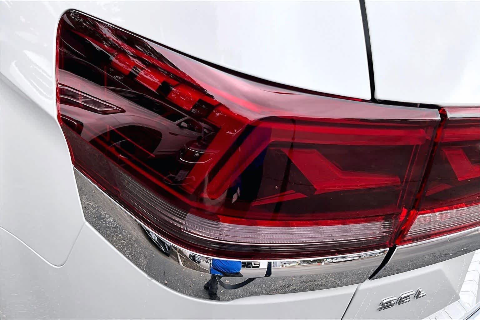 New 2026 Volkswagen Atlas SEL Premium R-Line image 14