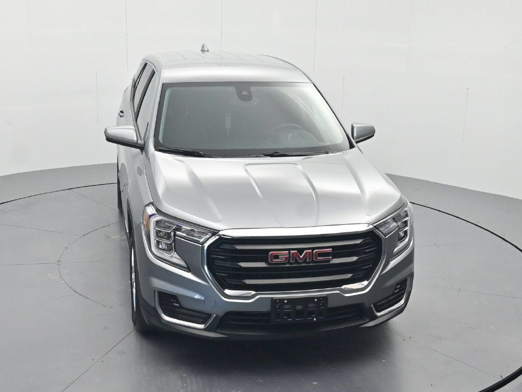 Used 2024 GMC Terrain SLE AWD/4WD image 29