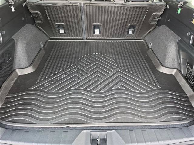 Certified 2026 Subaru Outback Limited AWD/4WD image 6