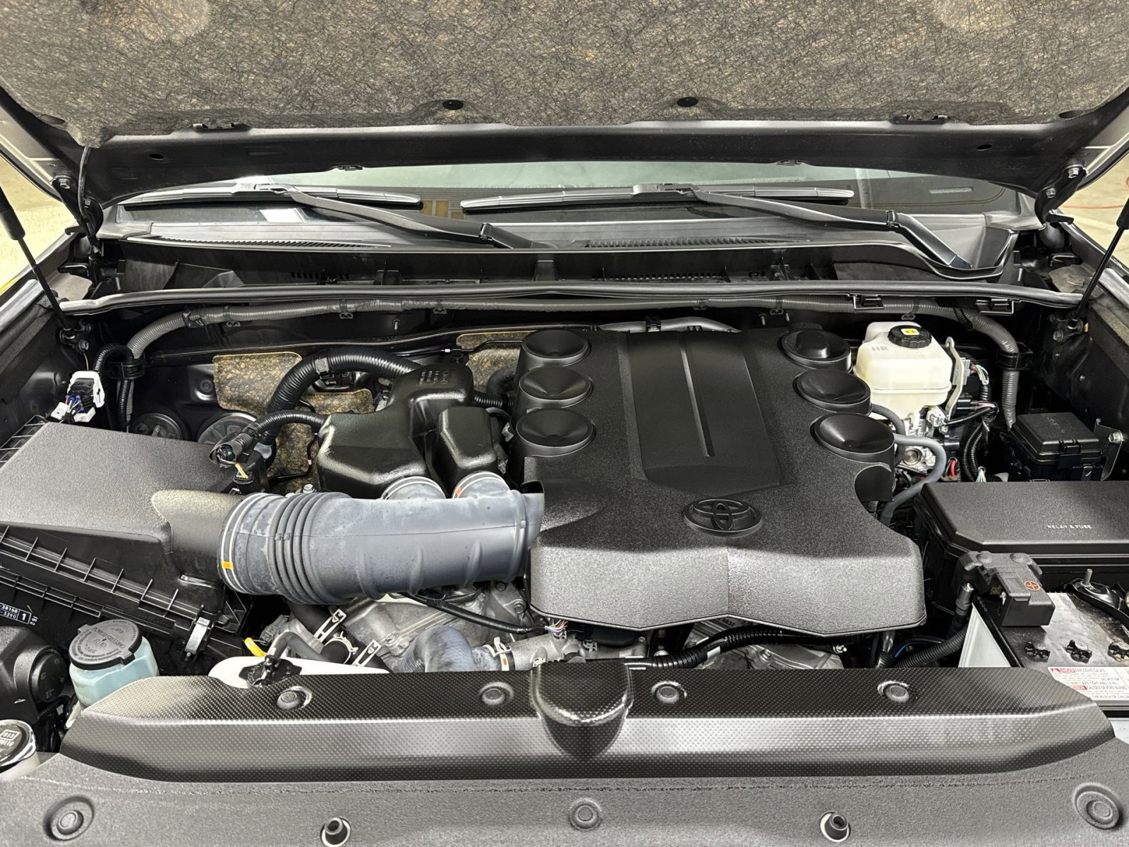 Used 2023 Toyota 4Runner SR5 image 32