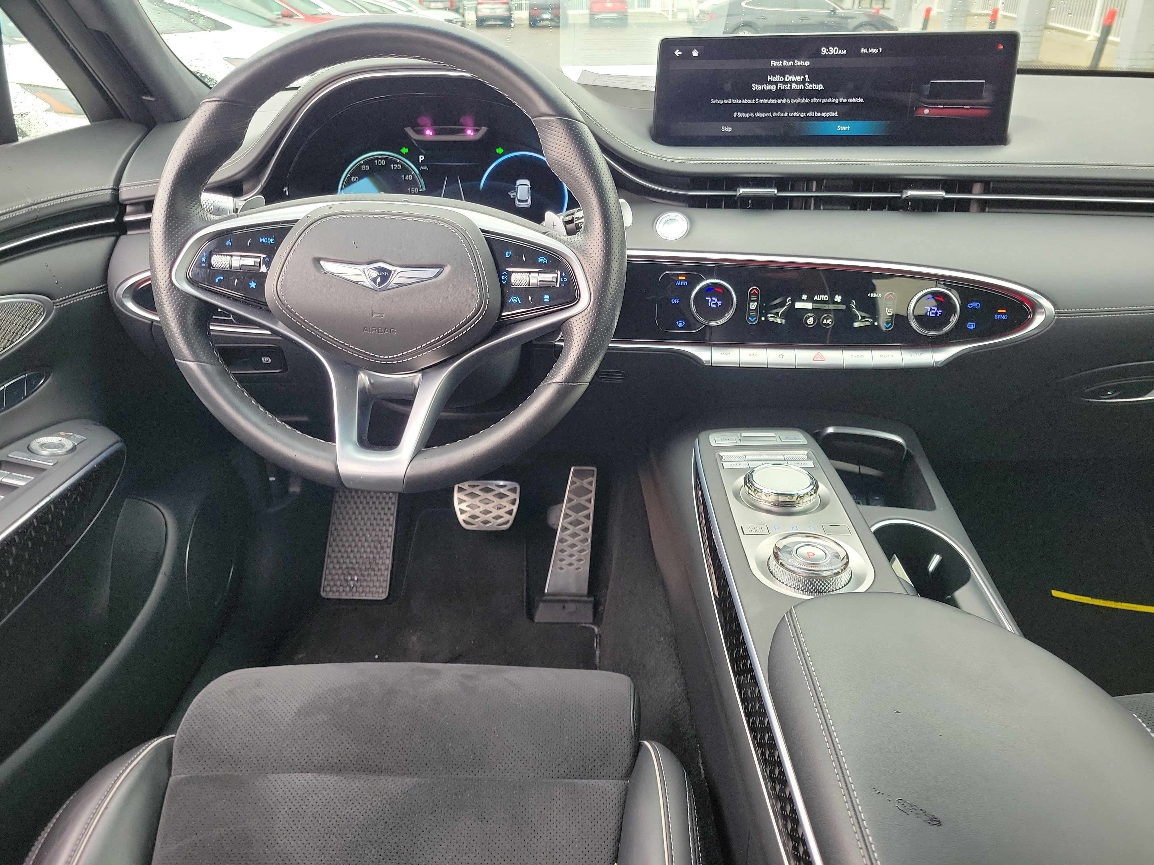 Used 2022 Genesis GV70 3.5T Sport w/ Sport Prestige Package AWD/4WD image 10