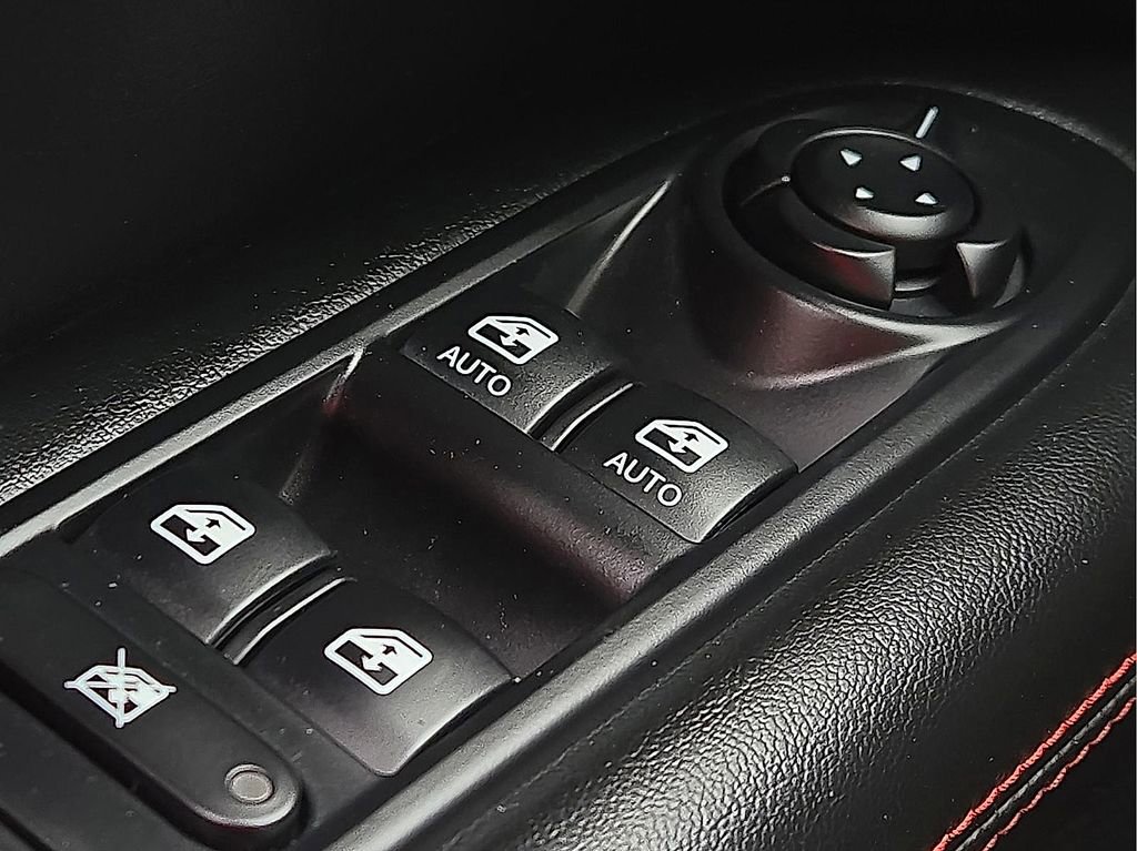 Used 2019 Jeep Compass Trailhawk image 18