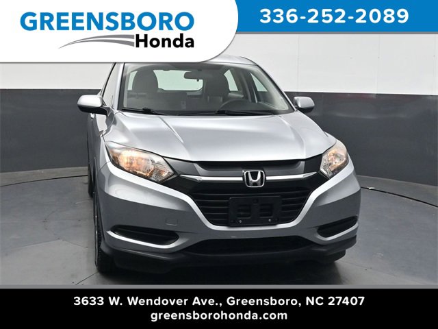 Used 2017 Honda HR-V LX image 1