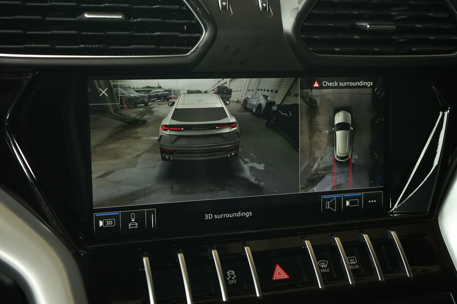 Used 2020 Lamborghini Urus image 20