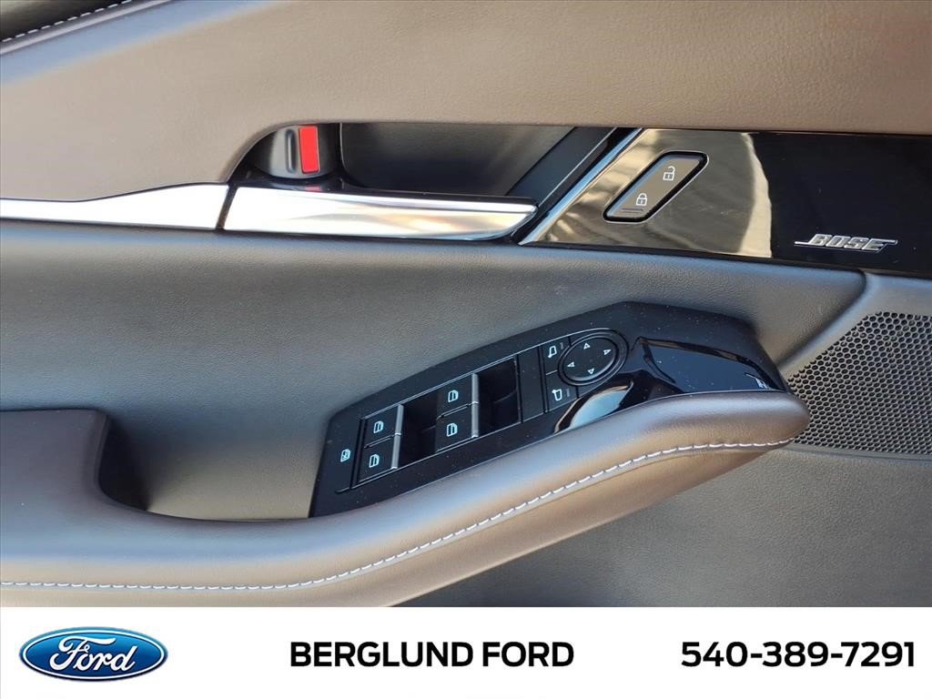 Certified 2025 MAZDA CX-30 AWD 2.5 S w/ Premium Package image 19