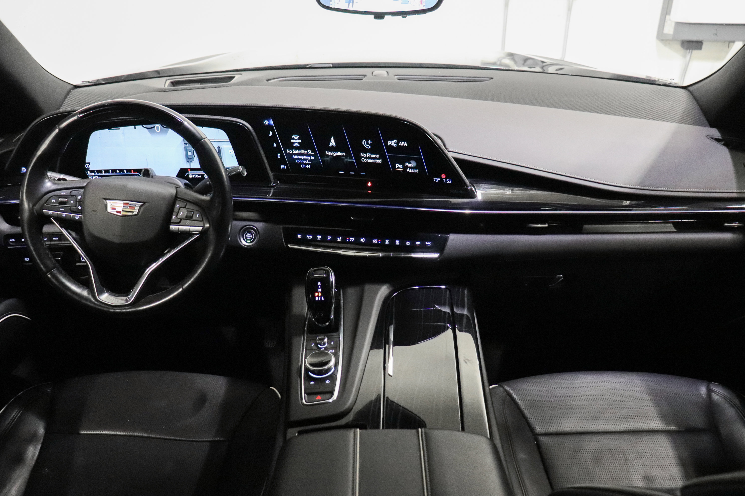 Certified 2023 Cadillac Escalade ESV Sport w/ LPO, ONYX Package image 25