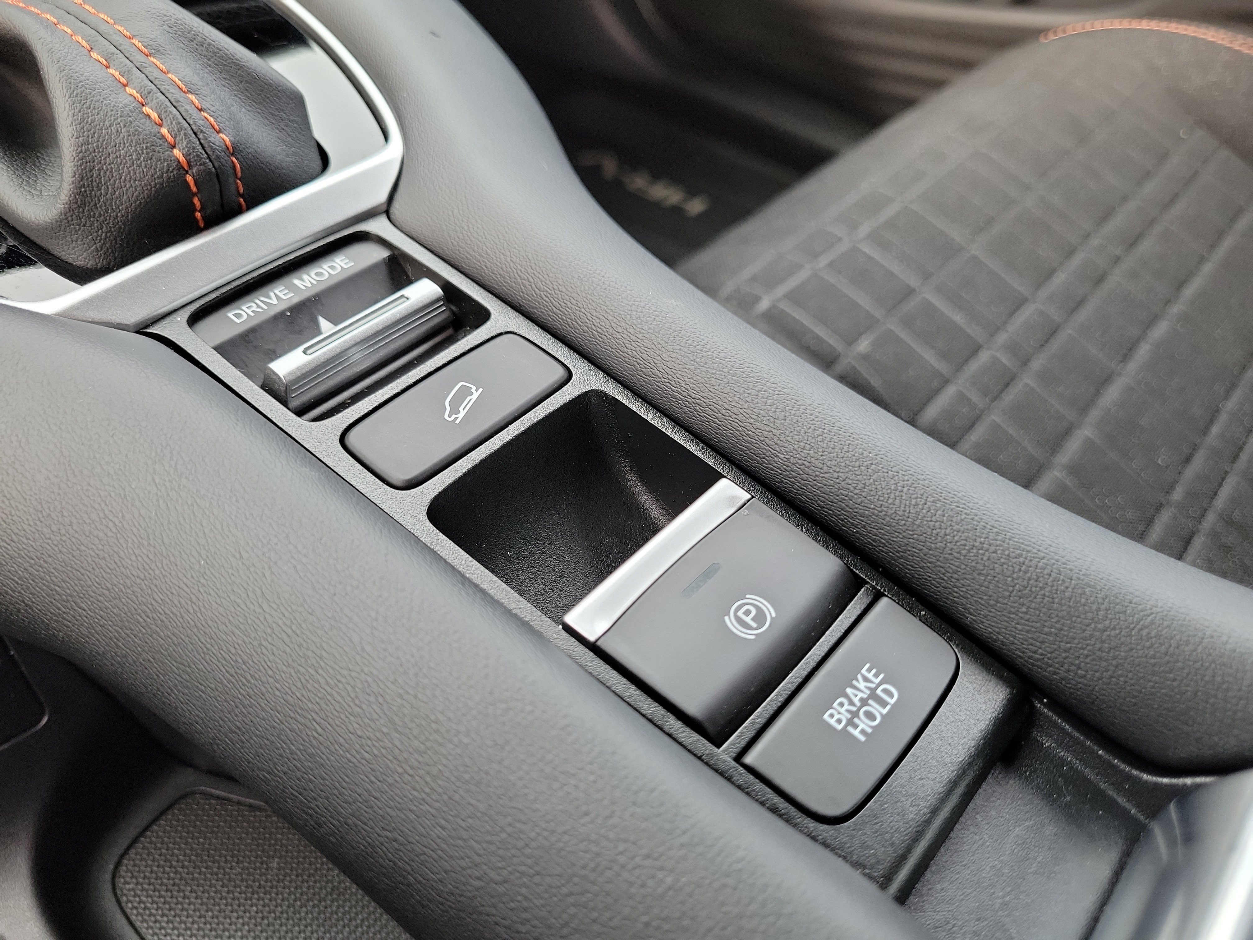 Used 2025 Honda HR-V Sport image 30