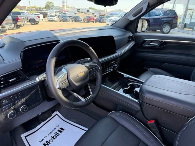 Used 2025 Chevrolet Tahoe Premier AWD/4WD image 18