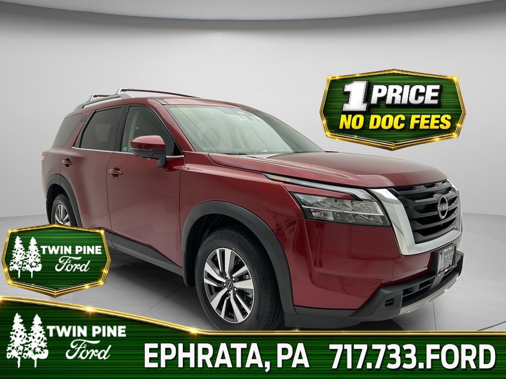 Used 2024 Nissan Pathfinder SL