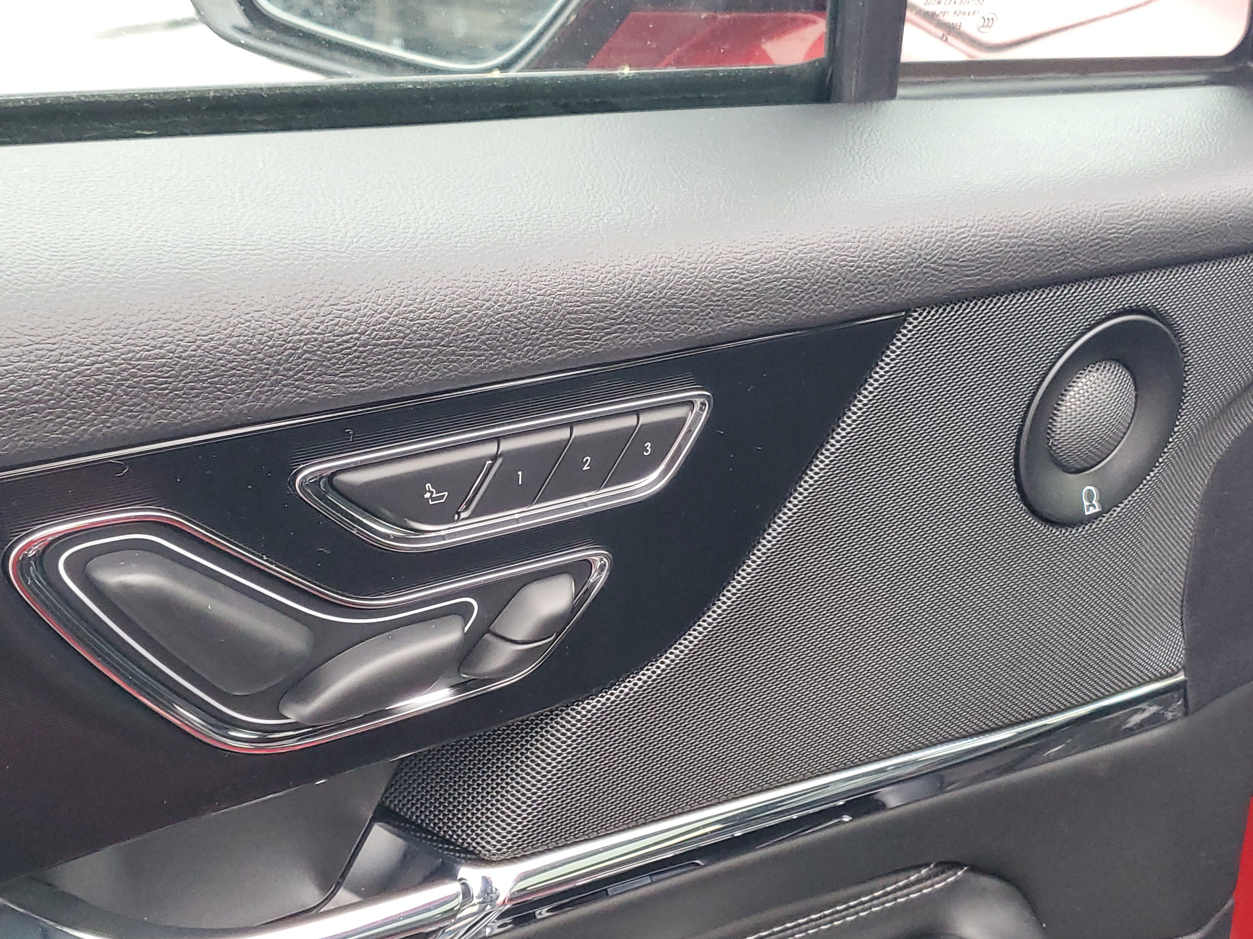 New 2026 Lincoln Corsair Grand Touring image 9