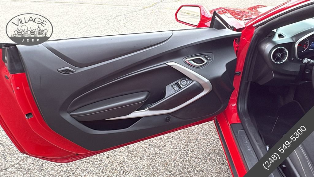 Used 2019 Chevrolet Camaro LT RWD image 34
