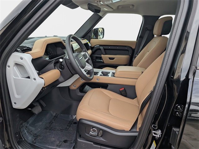 New 2025 Land Rover Defender 130 S image 6