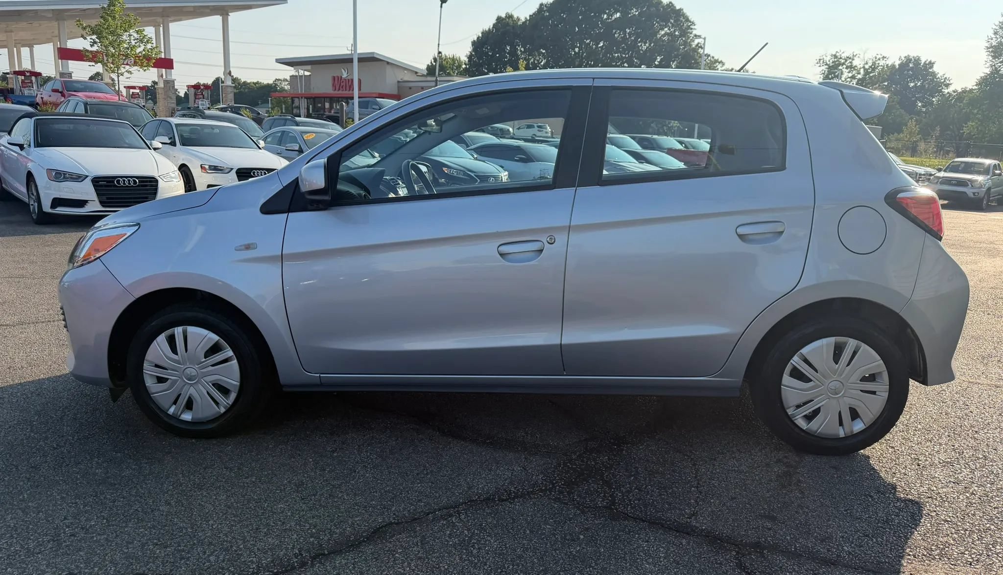 Used 2024 Mitsubishi Mirage ES FWD image 2