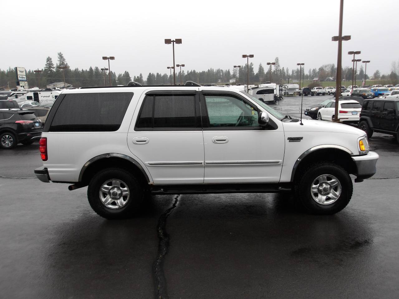 Used 1998 Ford Expedition XLT AWD/4WD image 6