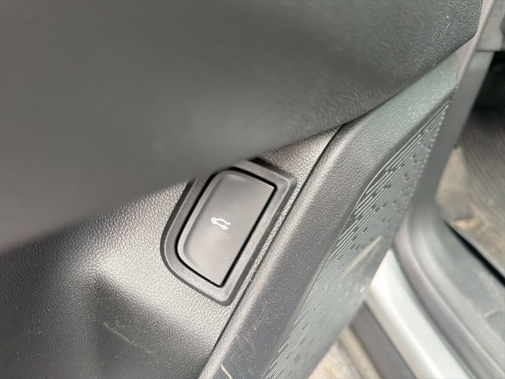 Used 2026 Chevrolet Equinox RS w/ Convenience Package III FWD image 7