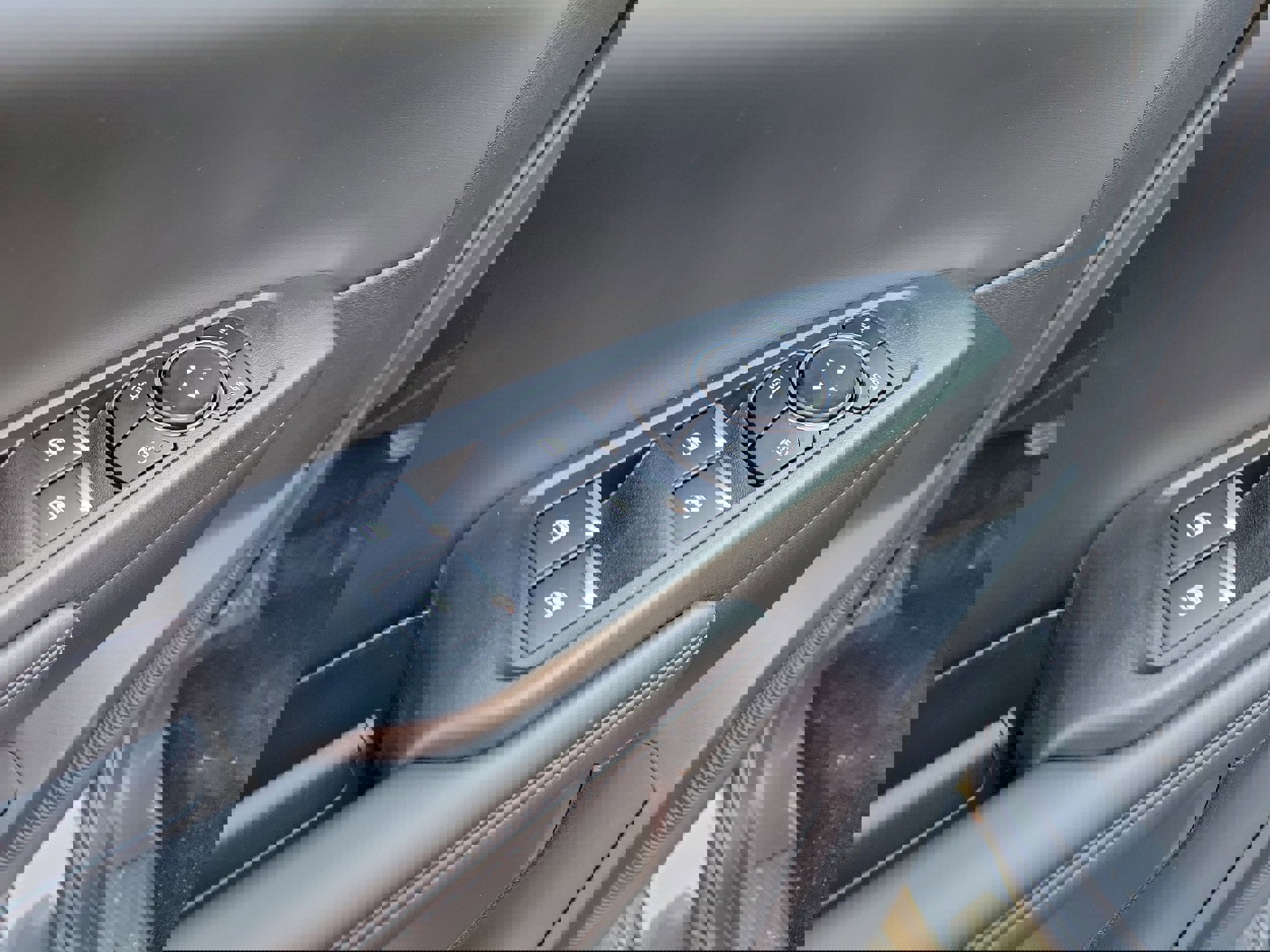 New 2025 Ford Ranger Raptor image 17