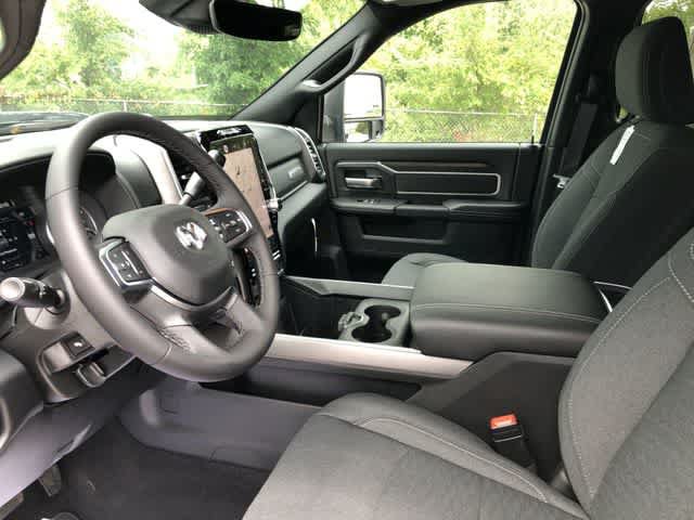 New 2026 RAM 3500 Big Horn AWD/4WD image 19