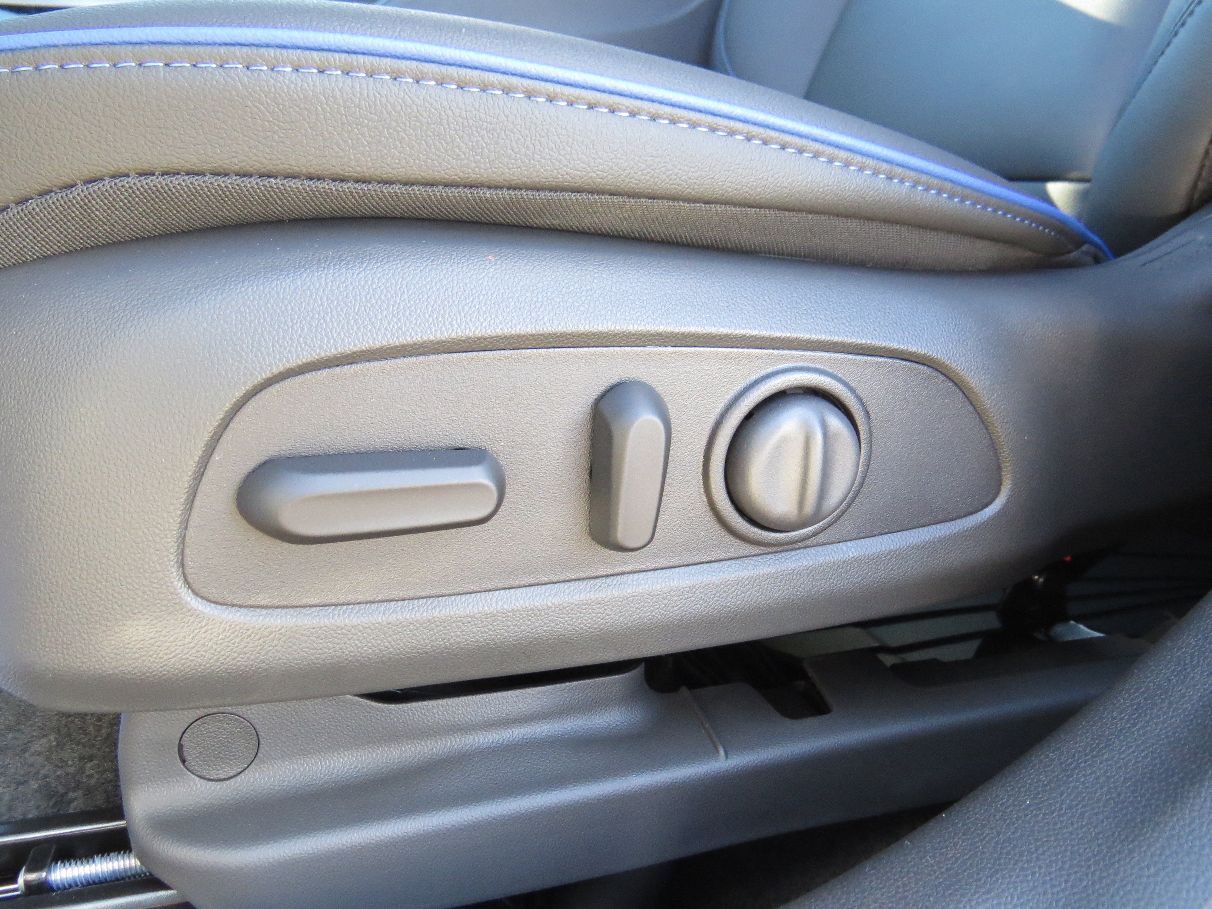 New 2026 Buick Envista Sport Touring w/ Convenience I Package image 17