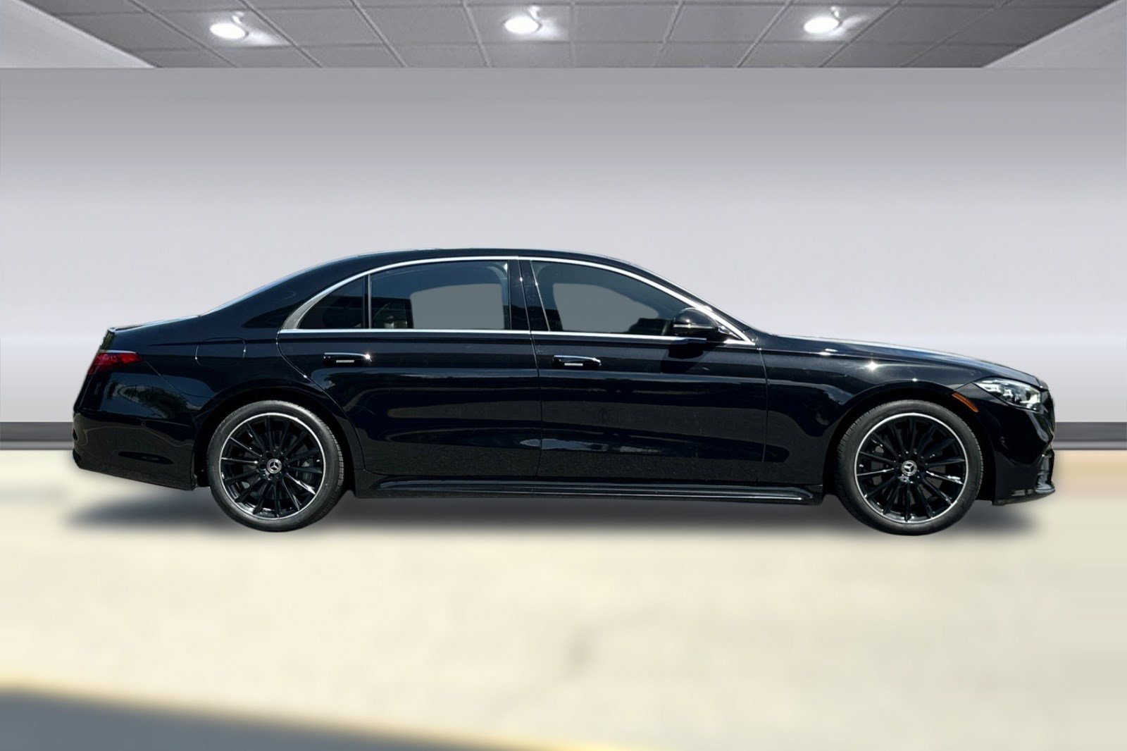 Certified 2022 Mercedes-Benz S 500 4MATIC image 7