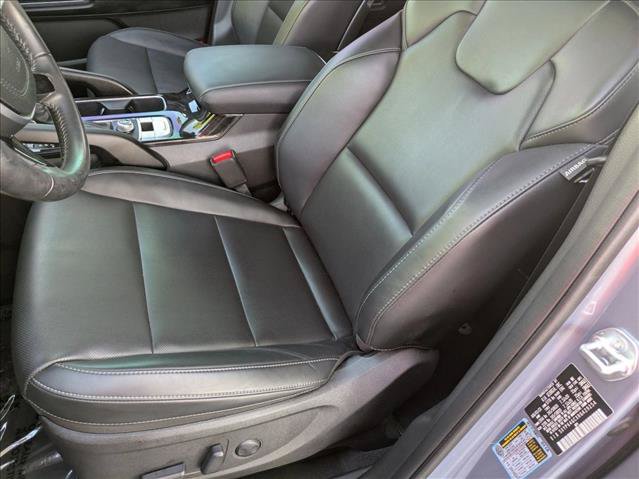 Used 2024 Kia Telluride S FWD image 16