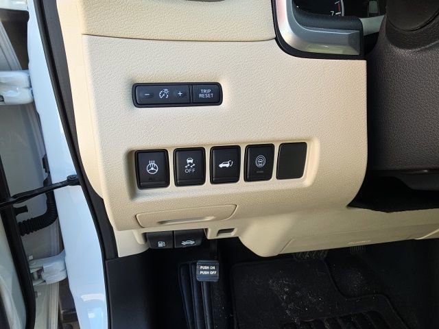 Used 2024 Nissan Murano SL FWD image 15