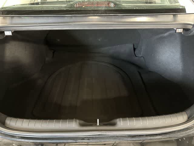 Used 2023 Hyundai Elantra SEL w/ Winter Weather Package FWD image 24