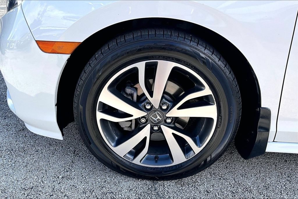 Used 2023 Honda Odyssey Touring image 11