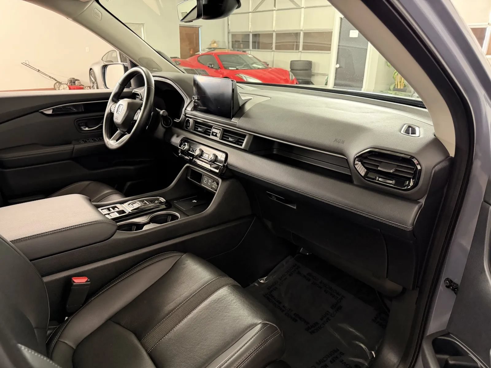 Used 2023 Honda Pilot Touring image 40