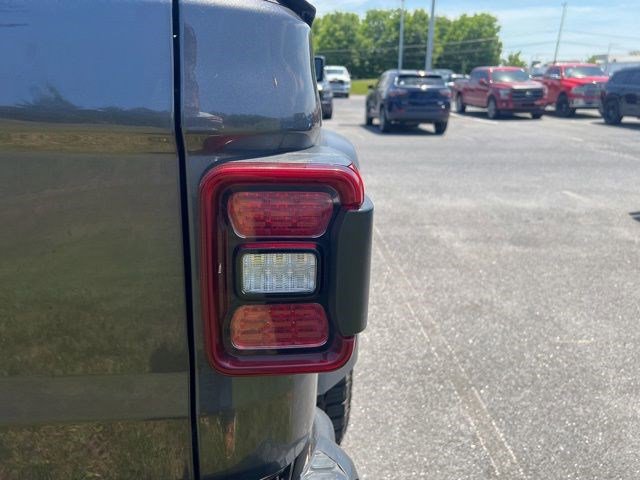 Used 2020 Jeep Gladiator Rubicon AWD/4WD image 21
