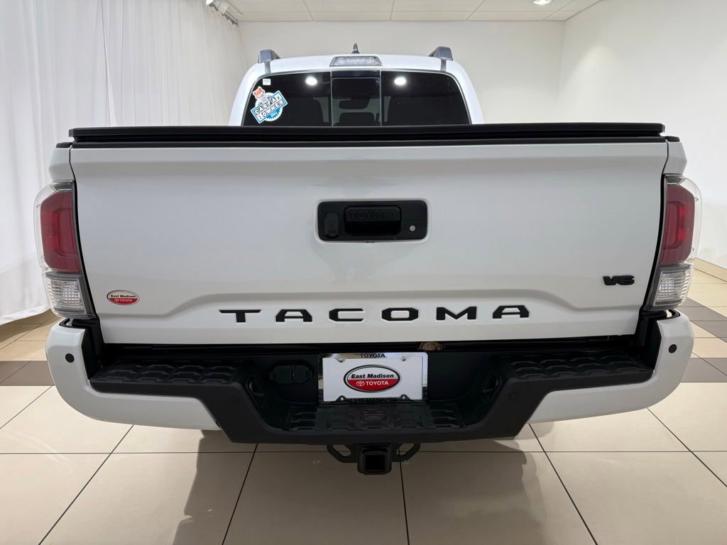 Certified 2023 Toyota Tacoma TRD Sport w/ TRD Premium Sport Package AWD/4WD image 4