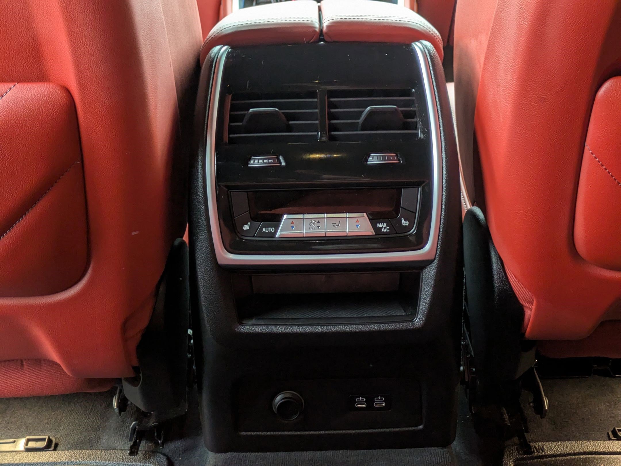 Used 2025 BMW XM AWD/4WD image 24