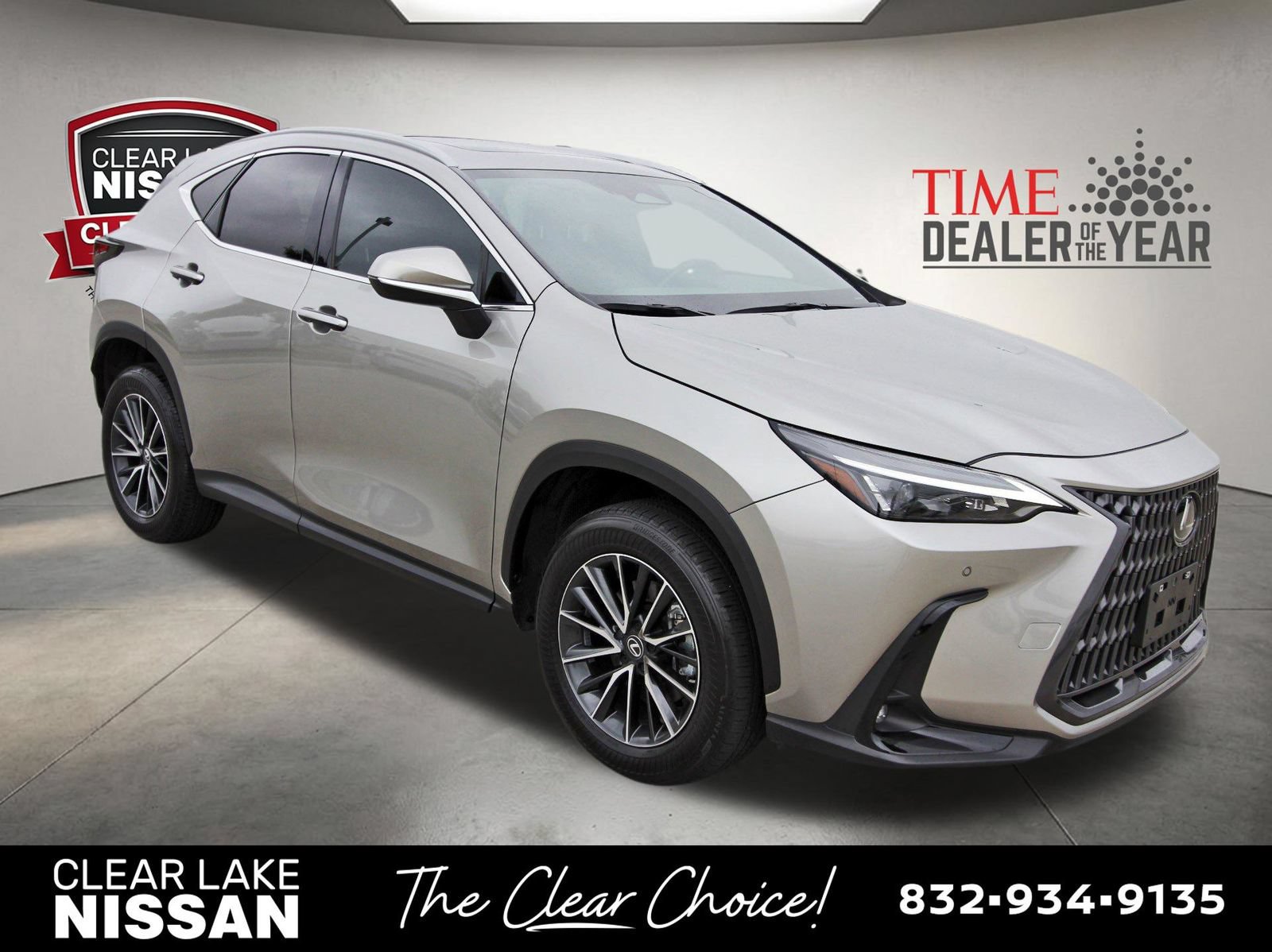 Used 2025 Lexus NX 250 FWD w/ Towing Package (2000 Lbs) image 9